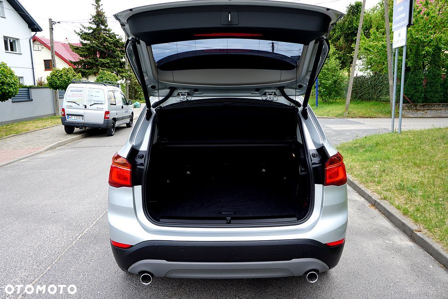 BMW X1 sDrive18d xLine sport - 16