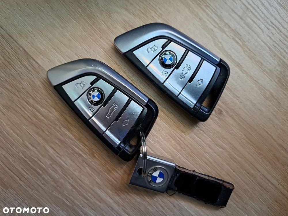 BMW Seria 5 530i xDrive M Sport sport - 28