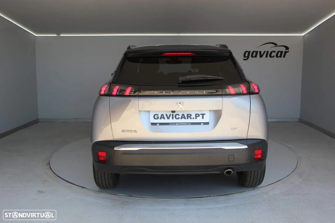Peugeot 2008 1.5 BlueHDi GT EAT8 - 12