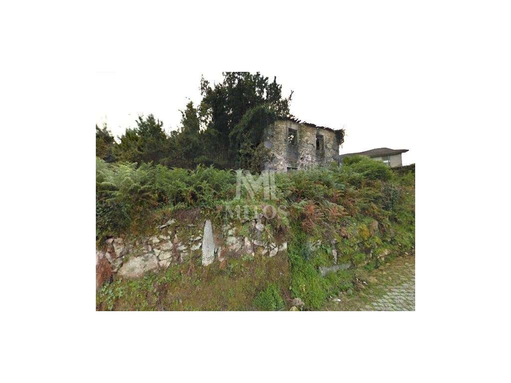 Terreno com ruína em Tregosa - Barcelos - Grande imagem: 3/15