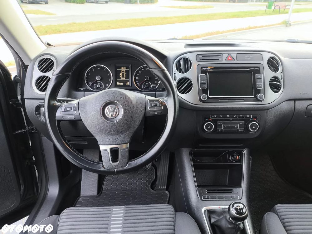 Volkswagen Tiguan - 6