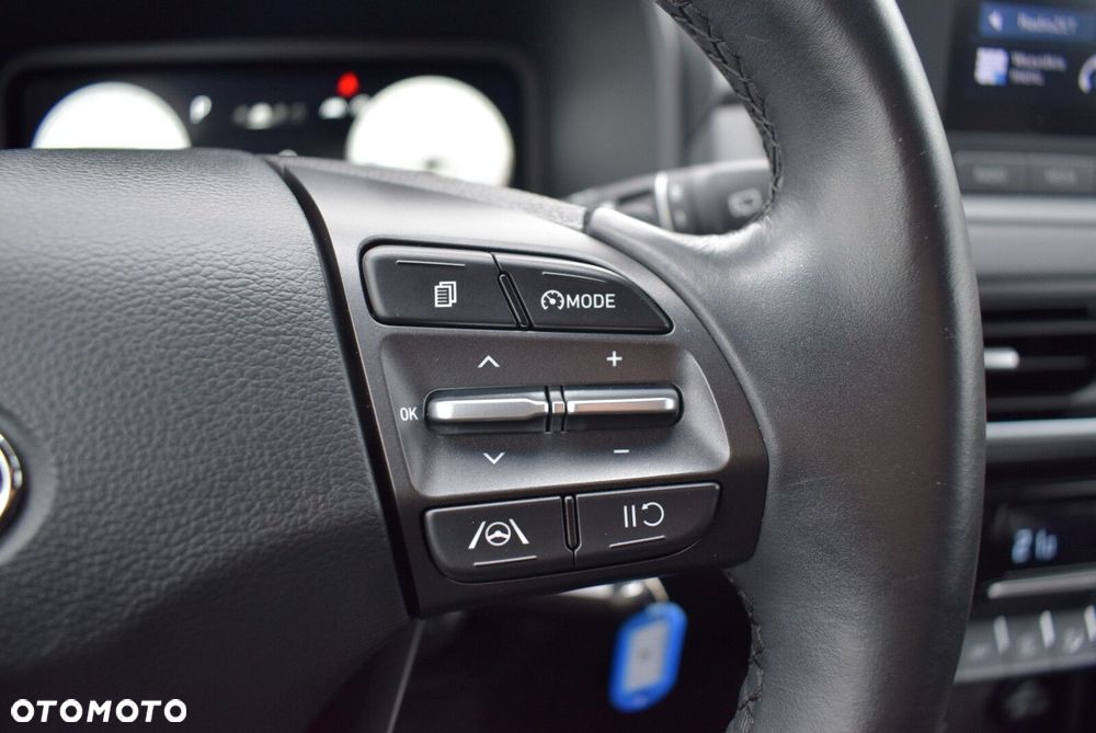 Hyundai Kona - 17
