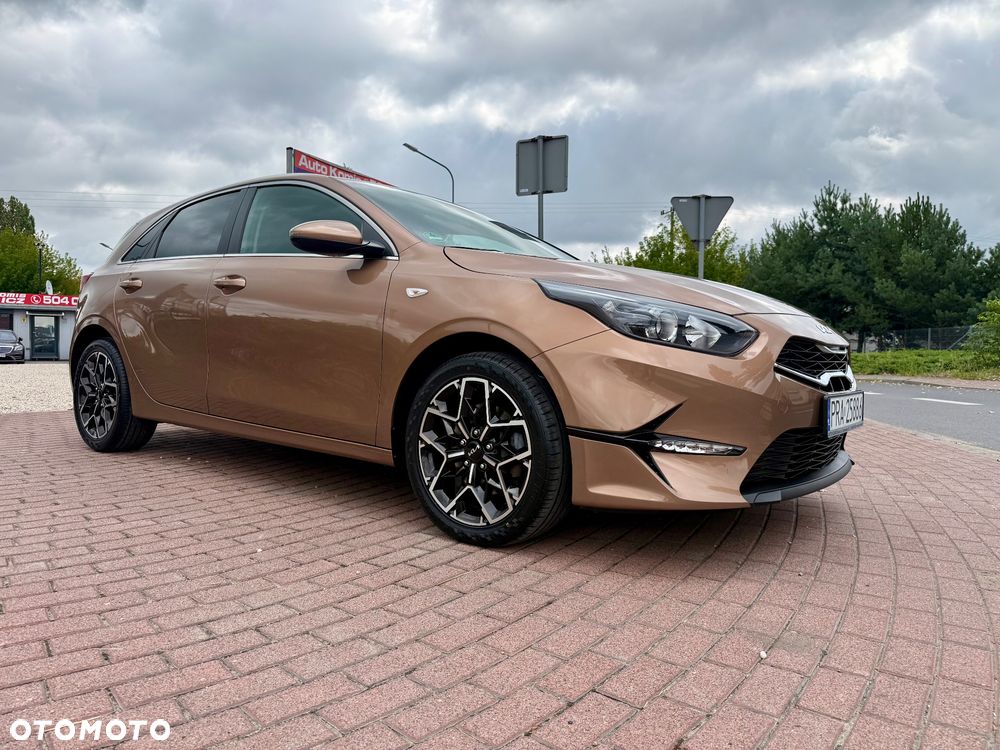 Kia Ceed 1.5 T-GDI Business Line Plus - 30
