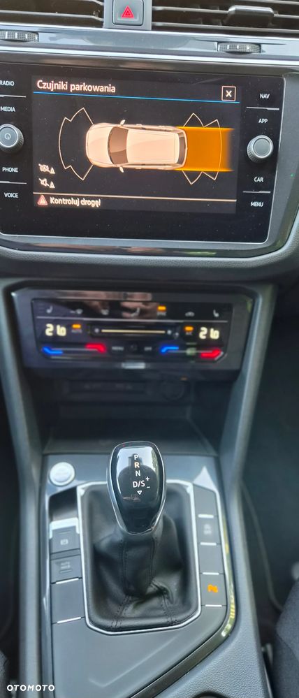 Volkswagen Tiguan - 12