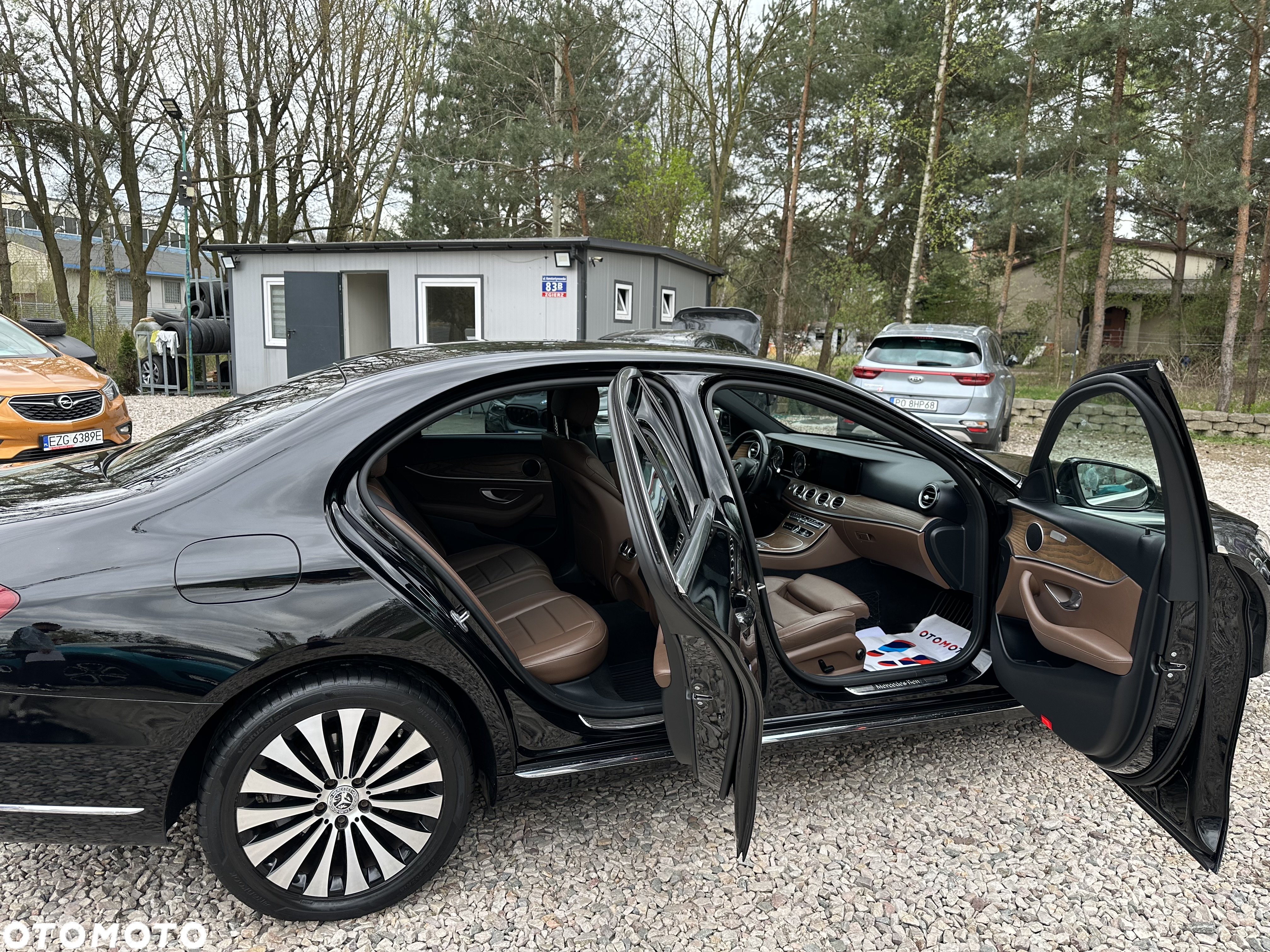 Mercedes-Benz Klasa E 220 d Business Edition 9G-TRONIC - 15