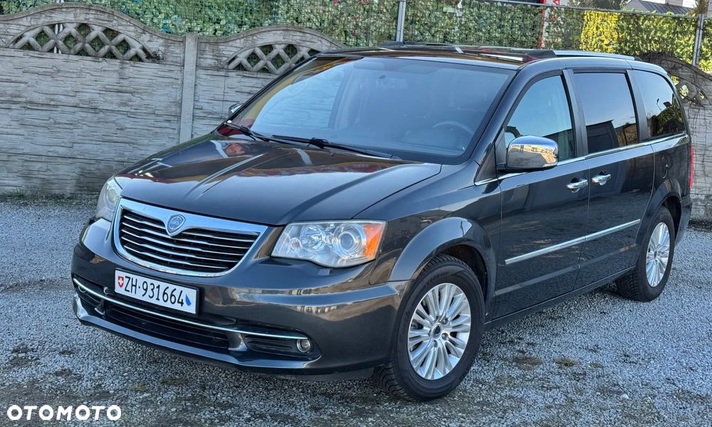 Lancia Voyager 2.8CRD Platinum - 3