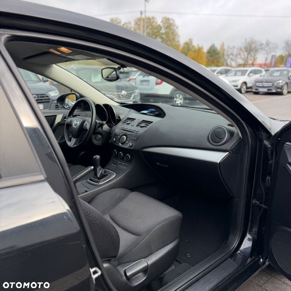 Mazda 3 - 34