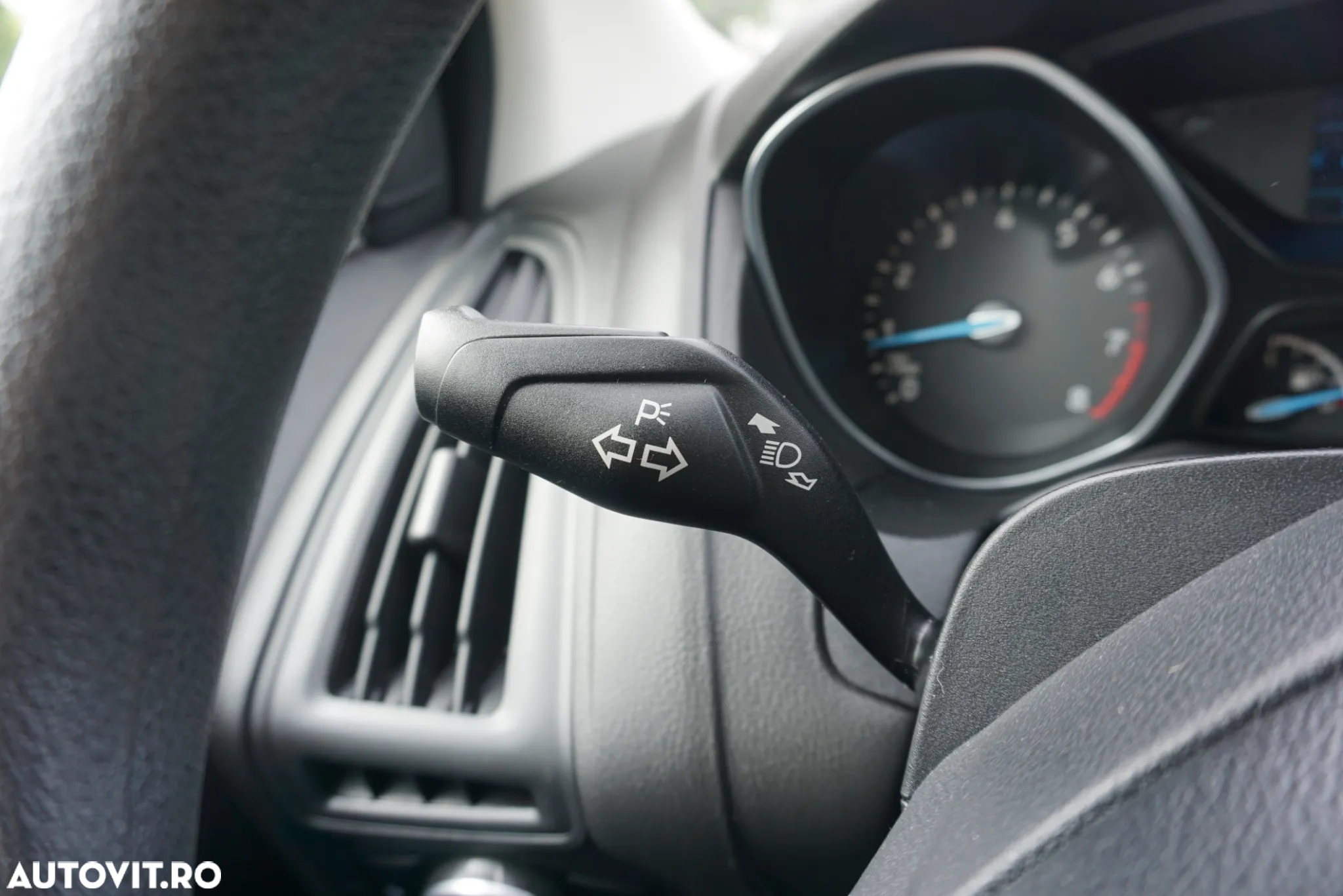 Ford Focus 1.0 EcoBoost Start Stop Trend - 19