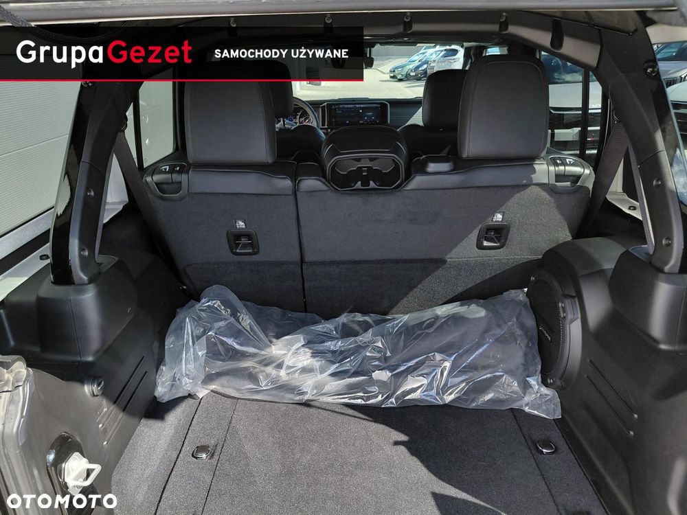 Jeep Wrangler Unlimited GME 2.0 Turbo Sahara - 10