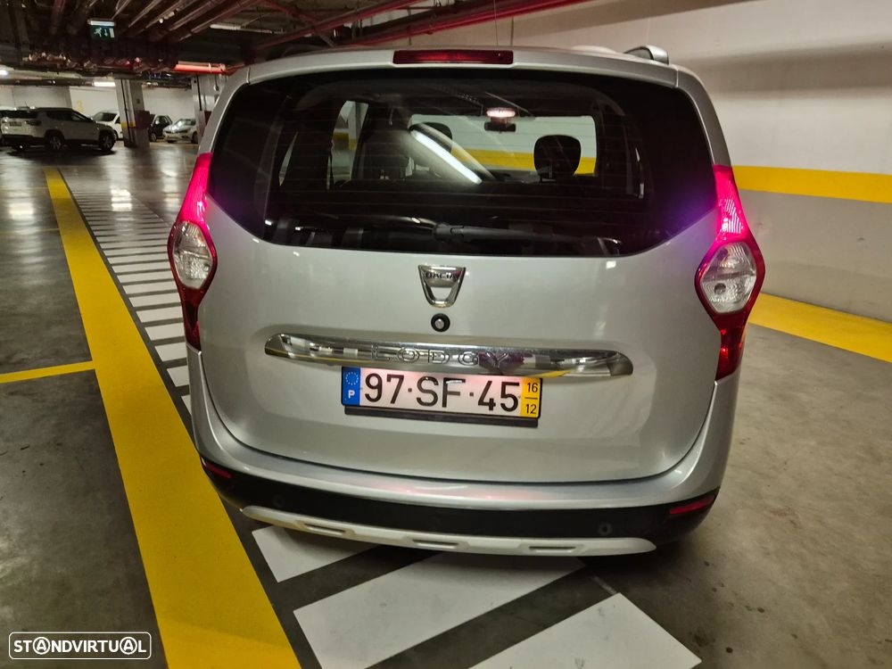 Dacia Lodgy 1.5 dCi Stepway 7L - 13