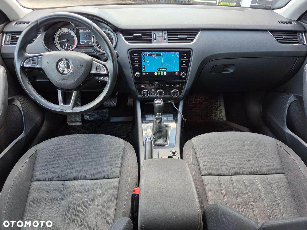 Skoda Octavia 2.0 TDI SCR Style DSG - 8