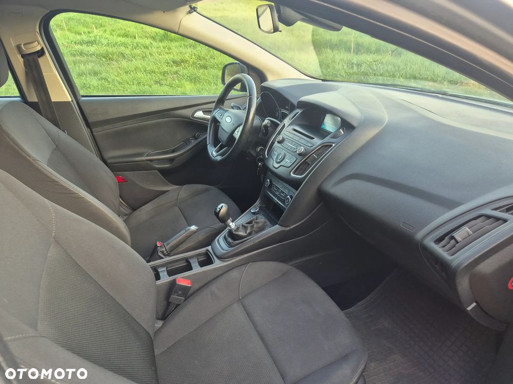 Ford Focus 1.5 TDCi Trend - 11