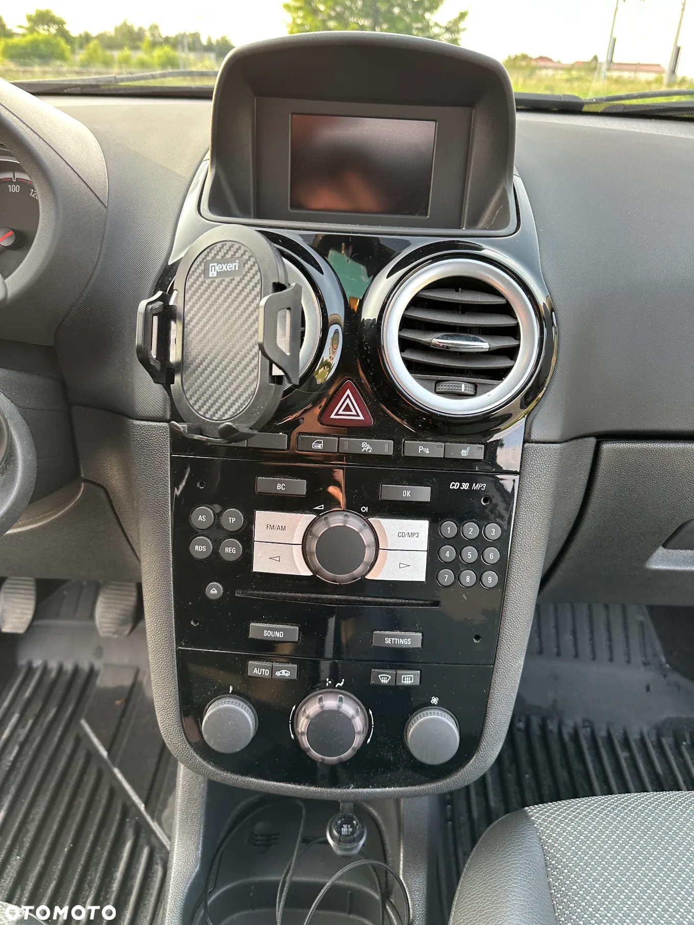 Opel Corsa - 11