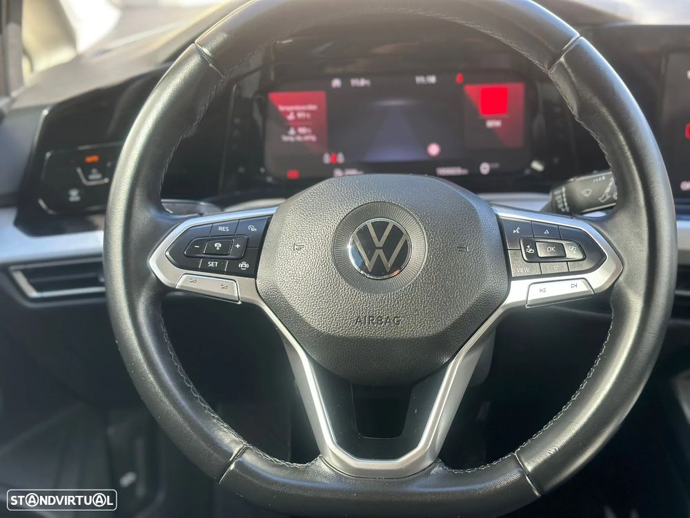 VW Golf 2.0 TDI Conceptline - 31