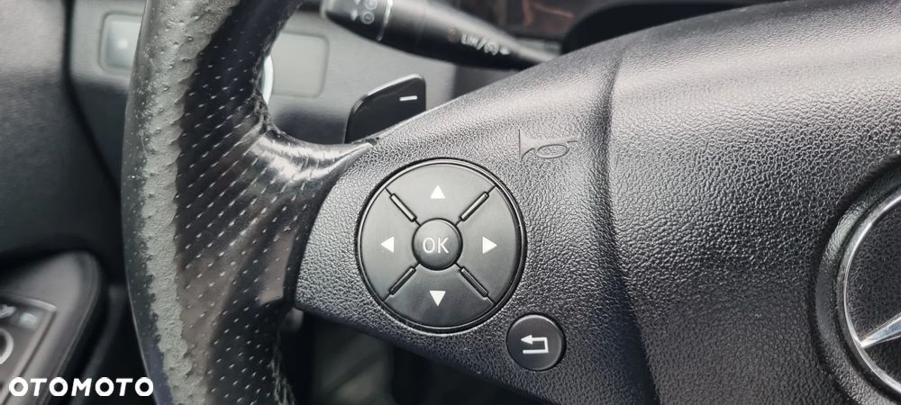 Mercedes-Benz Klasa E 350 CDI 4-Matic BlueEff Avantgarde - 30