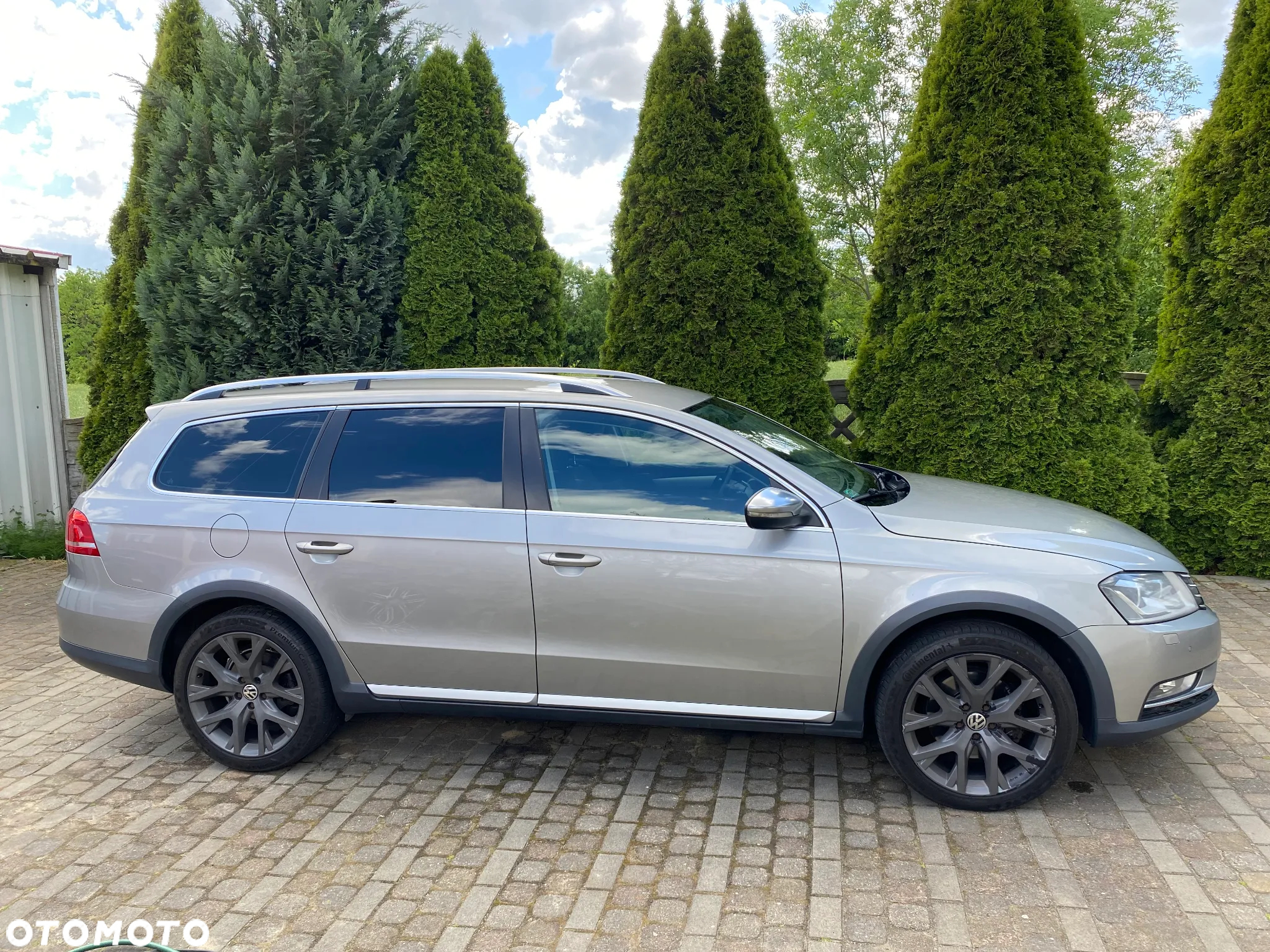 Volkswagen Passat 2.0 TDI 4Mot Highline DSG - 2