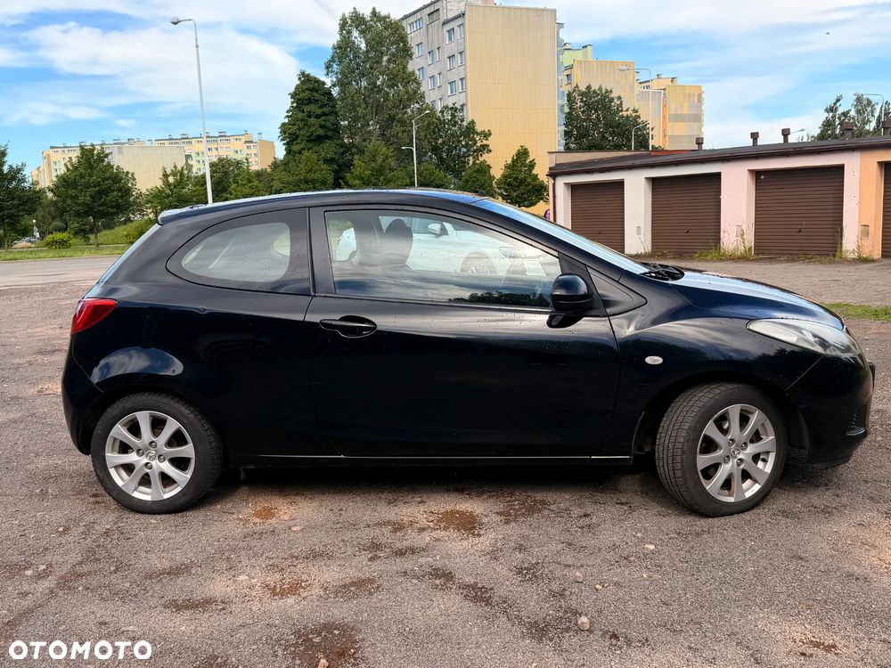 Mazda 2 - 5
