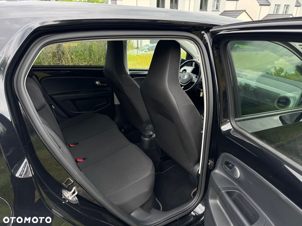 Volkswagen up! e-up - 10