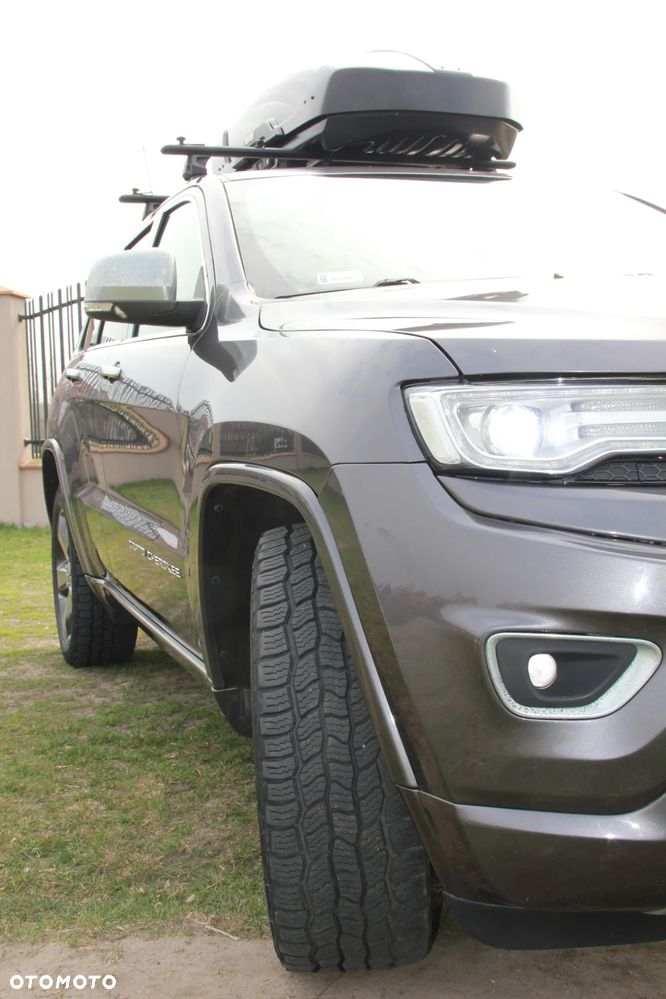 Jeep Grand Cherokee - 11
