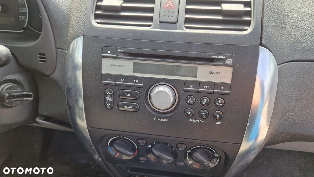 SUZUKI SX4 RADIO CD MP3 - 1