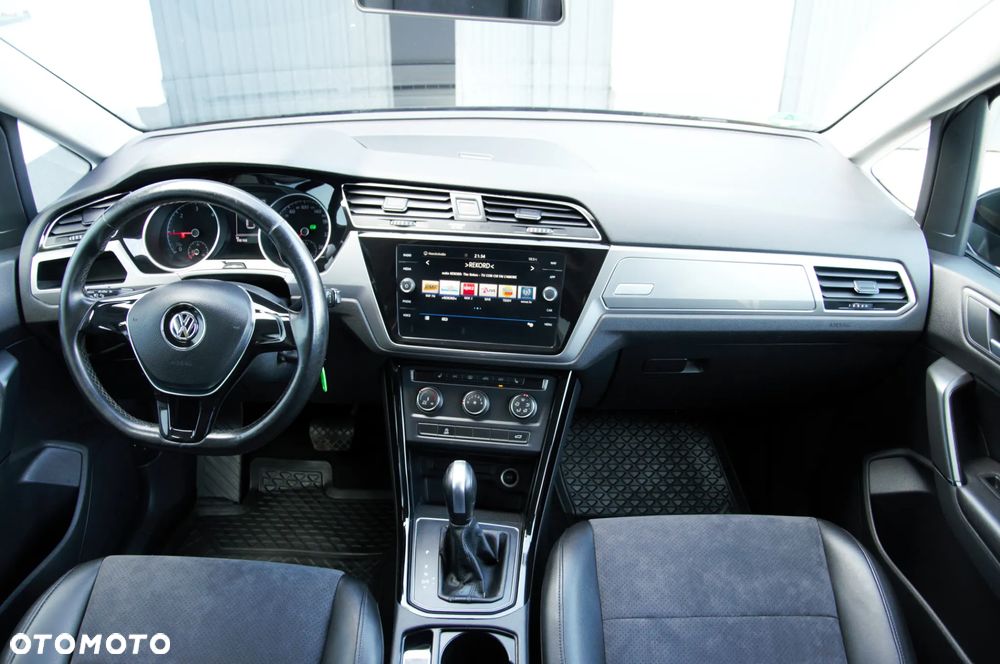 Volkswagen Touran 1.6 TDI SCR (BlueMotion Technology) DSG Trendline - 14
