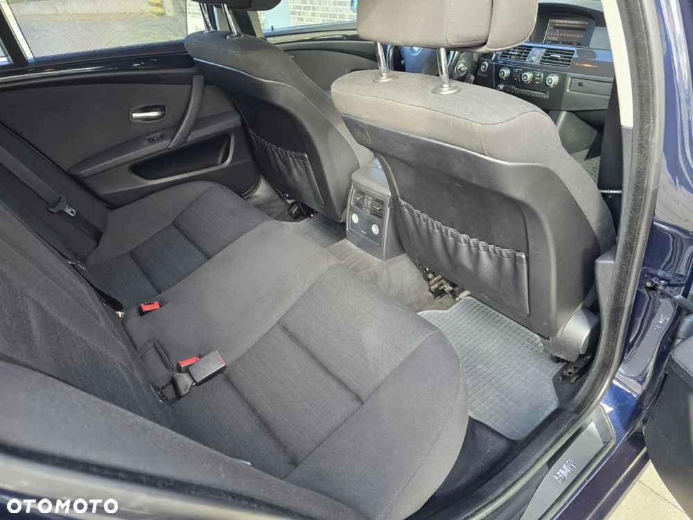 BMW Seria 5 520d Touring Special Edition - 24