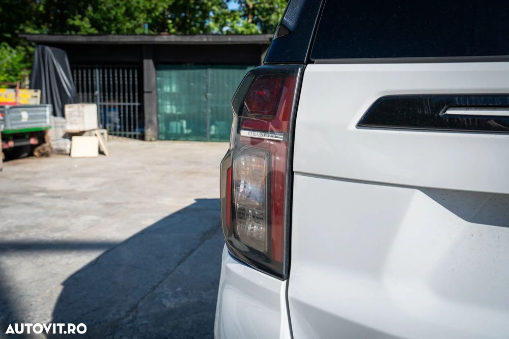 Chevrolet Tahoe - 12