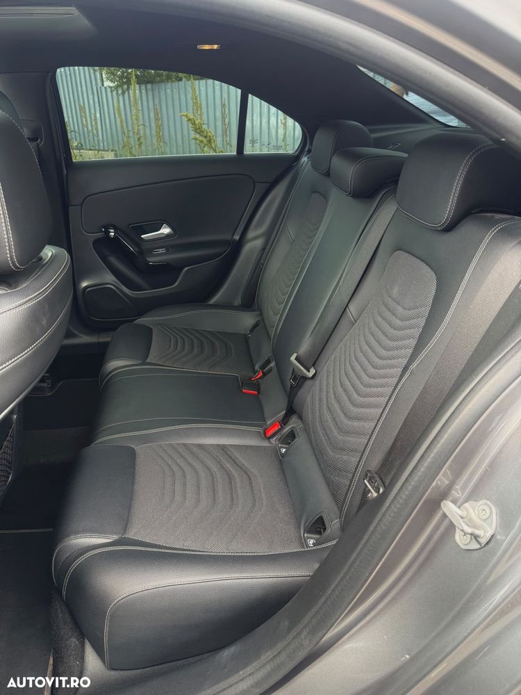 Mercedes-Benz A 180 - 8
