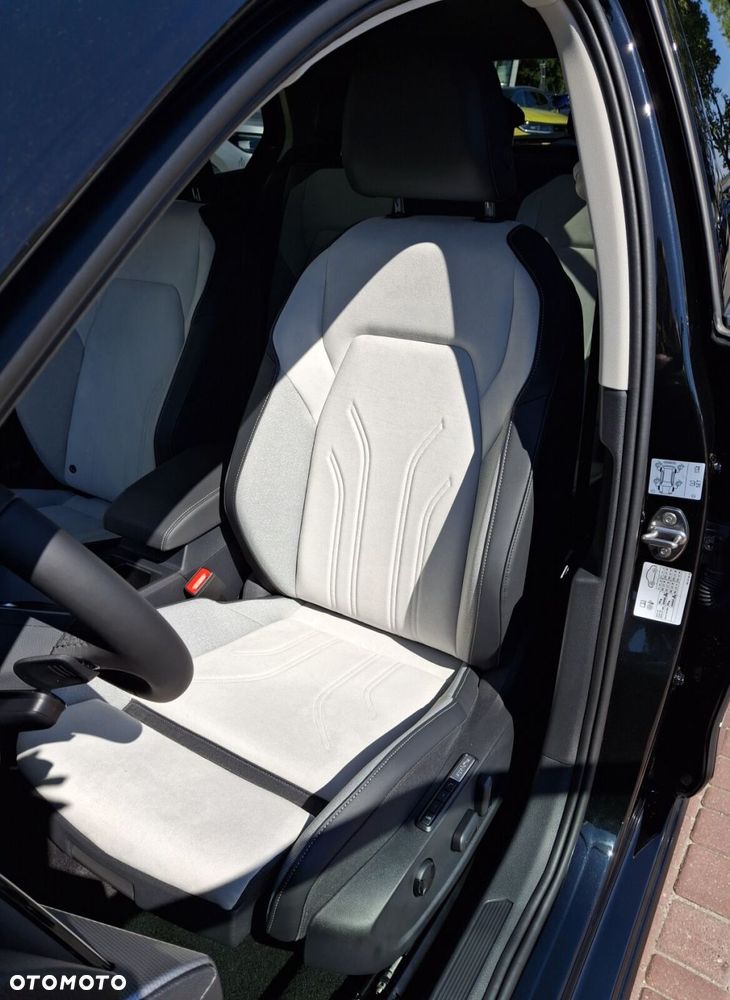 Volkswagen Golf - 13