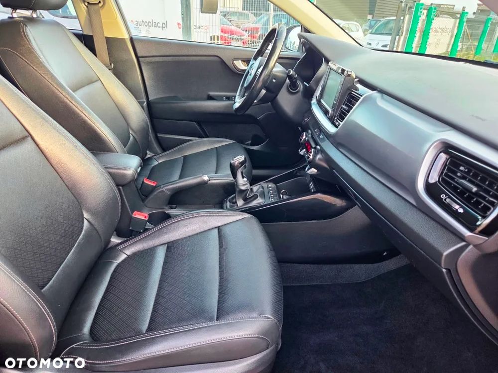 Kia Stonic 1.0 T-GDI 120 Platinum Edition - 32