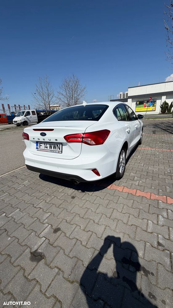Ford Focus 1.0 EcoBoost Trend Edition - 6