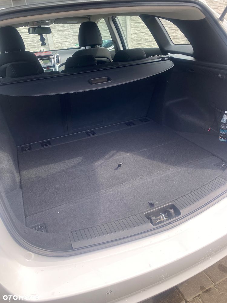 Hyundai i30 1.6 Classic + - 5