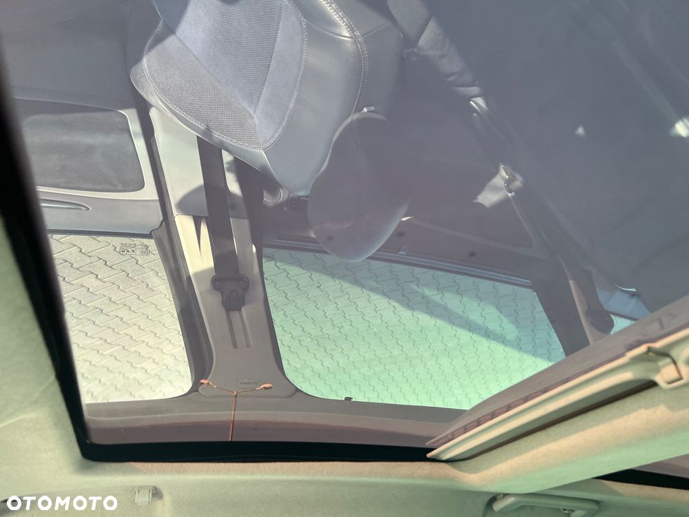 Ford S-Max 2.0 TDCi DPF Titanium - 18