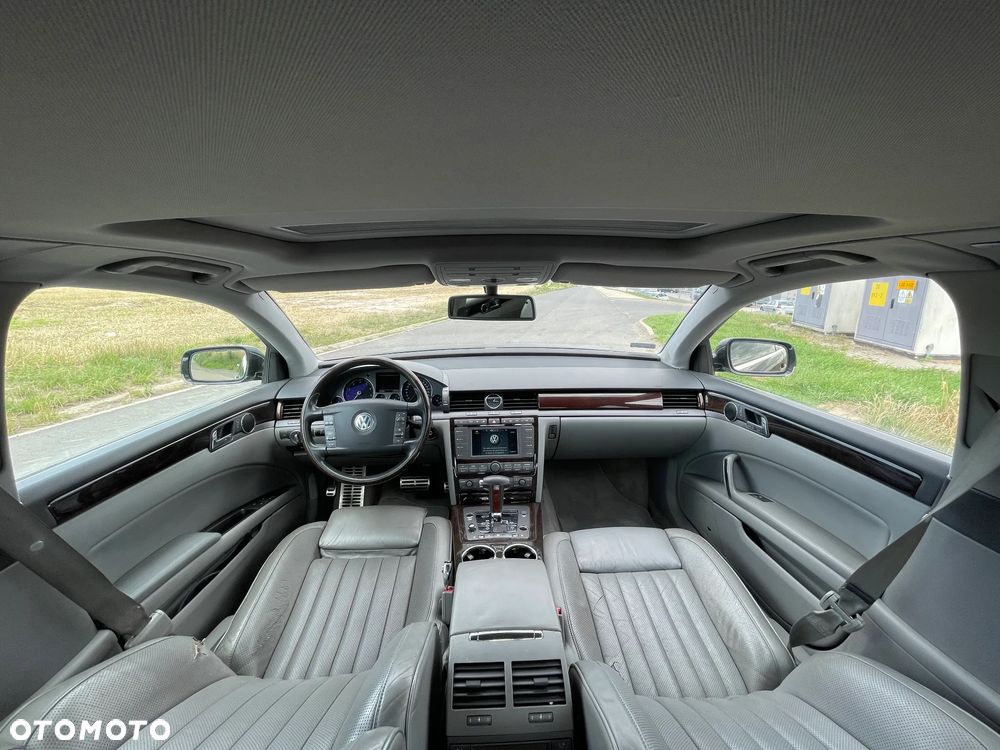 Volkswagen Phaeton 4.2 V8 4Mot (5 os.) - 26