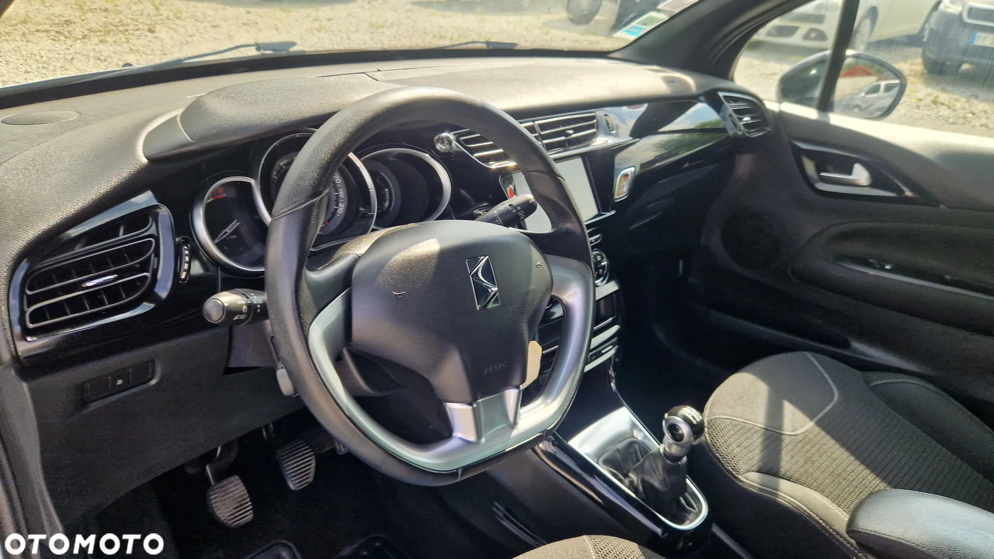 DS Automobiles DS 3 - 17