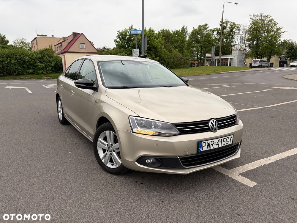 Volkswagen Jetta 1.4 TSI DSG Match - 2