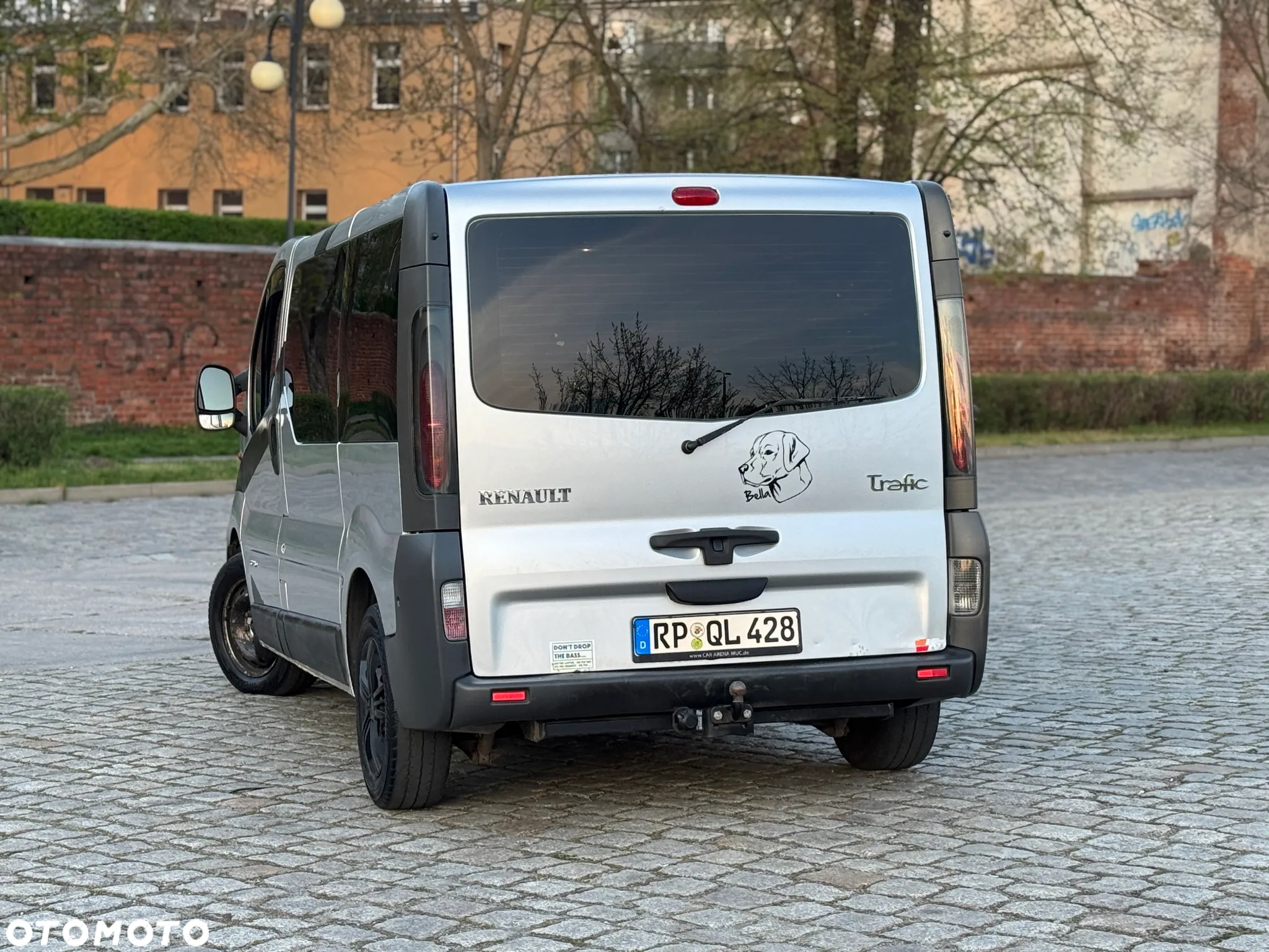 Renault Trafic 2.5 DCI 135 KM - 12