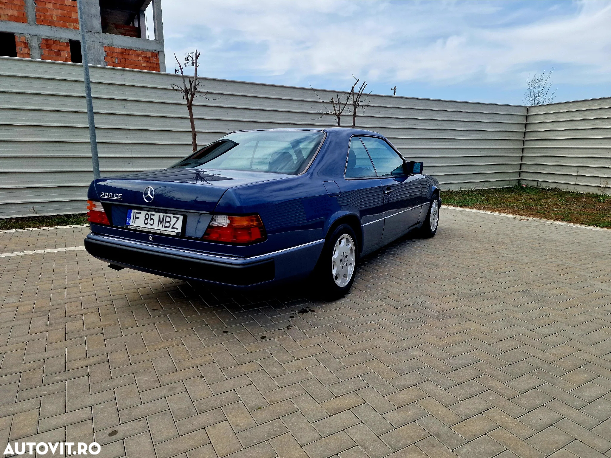 Mercedes-Benz W124 - 4