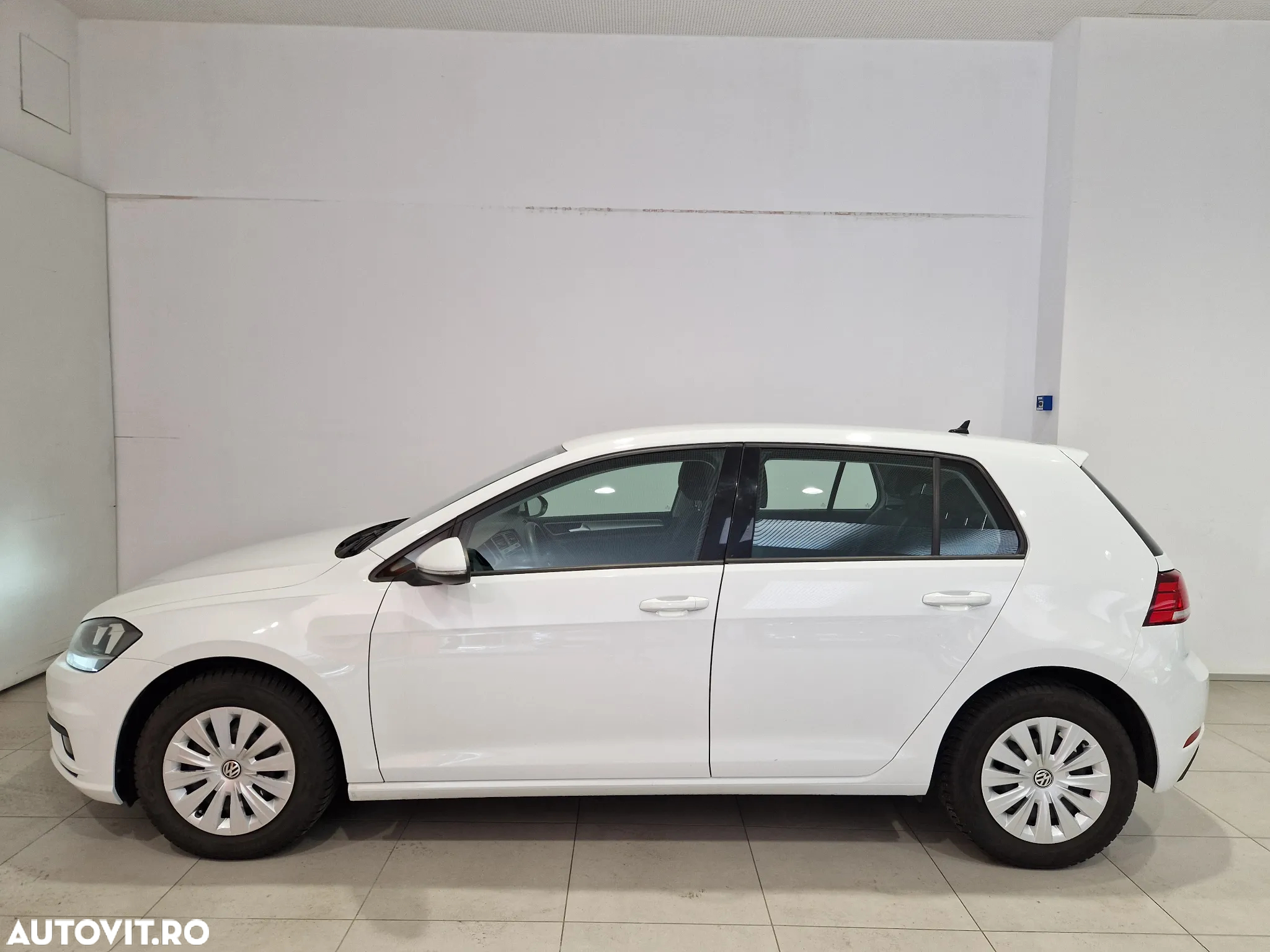 Volkswagen Golf 1.6 TDI Trendline - 2