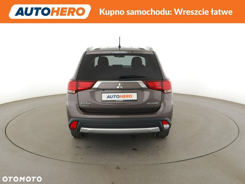 Mitsubishi Outlander 2.0 2WD SUV-Star - 7