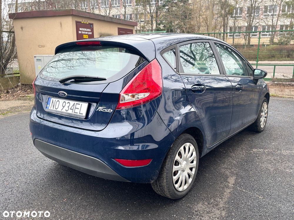 Ford Fiesta - 6