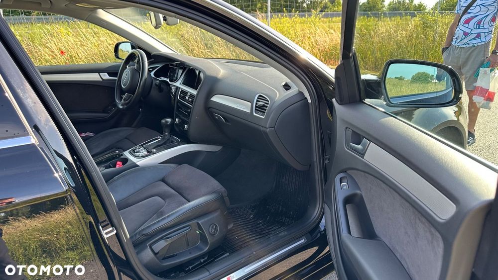 Audi A4 Avant 2.0 TDI DPF clean diesel quattro S tronic S line Sportpaket - 11