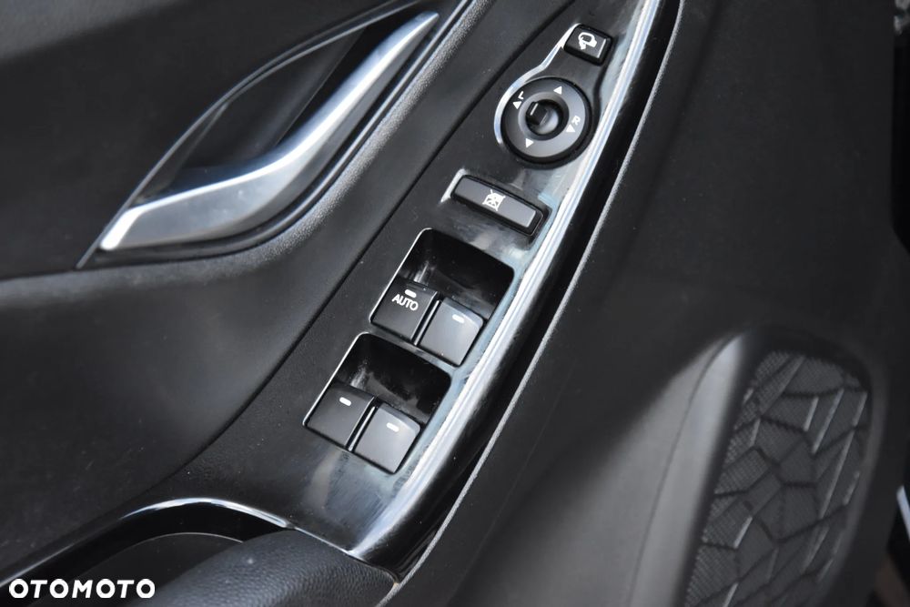 Hyundai ix20 1.4 blue YES - 34