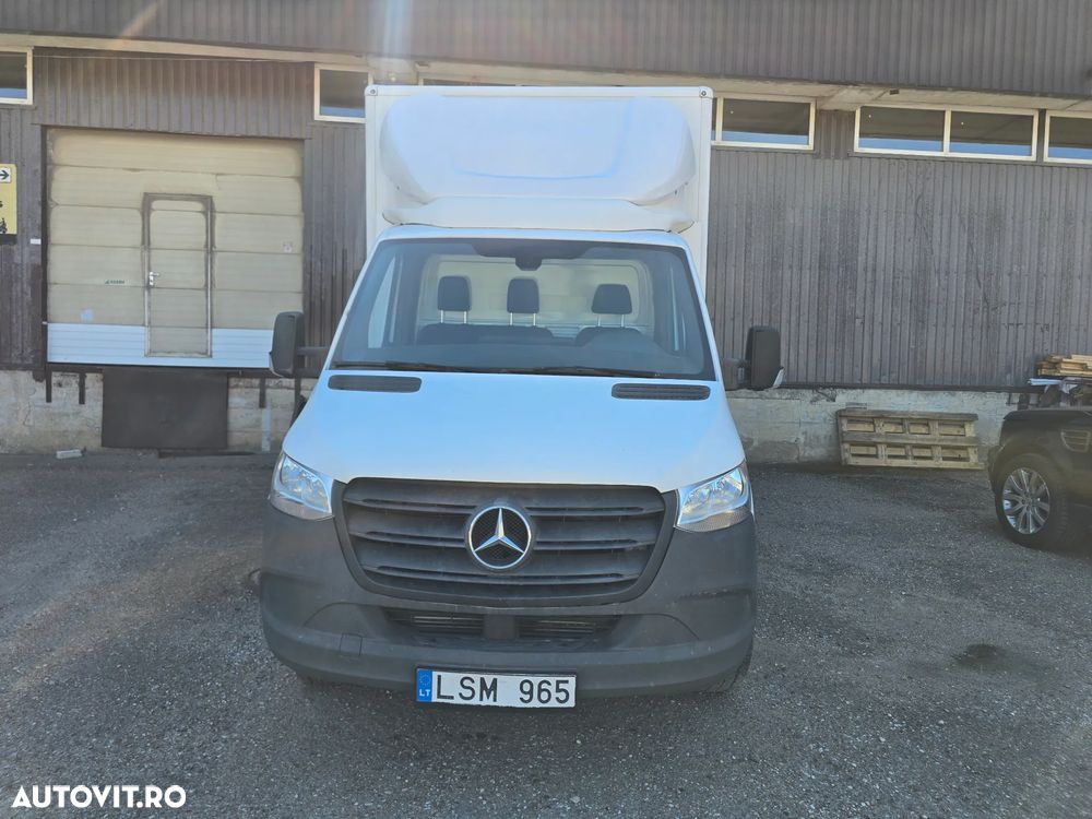 Mercedes-Benz Sprinter - 2