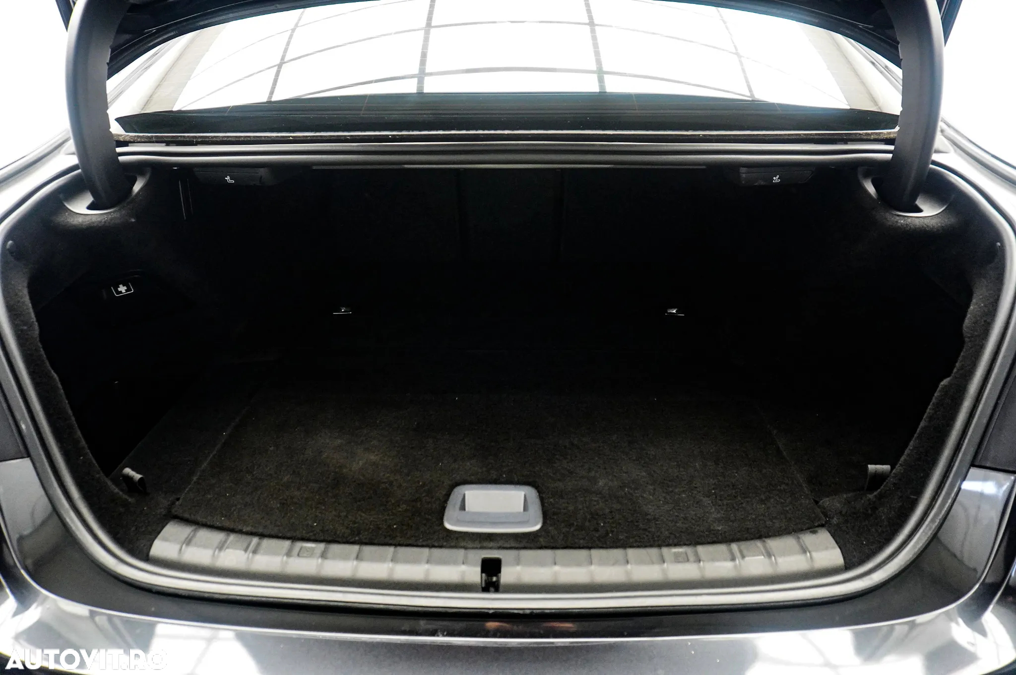 BMW Seria 5 530e AT PHEV - 31