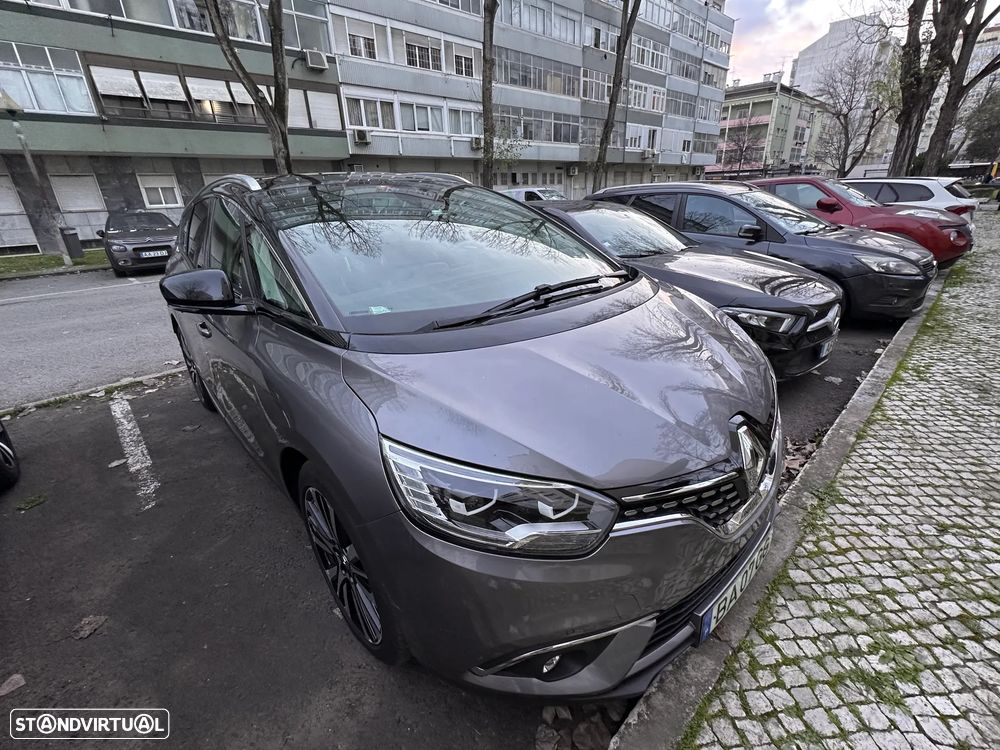 Renault Grand Scénic dCi 110 EDC Paris - 6