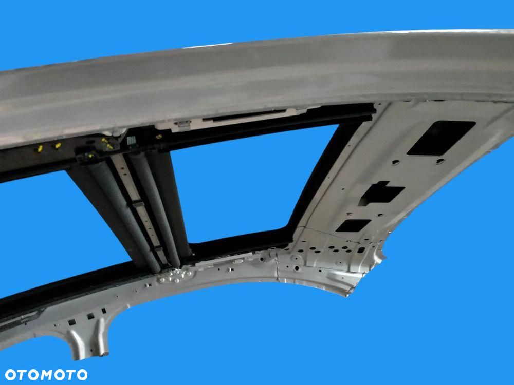 Mercedes C klasa W206 SEDAN Dach Panorama Szklany - 4