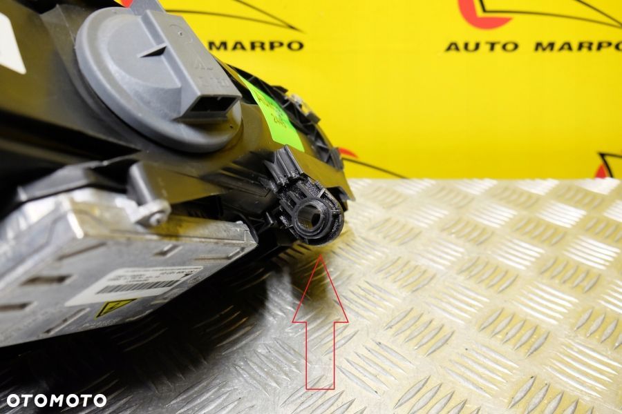 MASERATI GRANTURISMO 2012- REFLEKTOR LAMPA XENON LEWA USA - 12