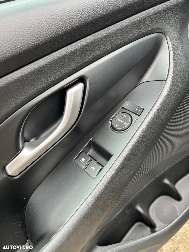 Hyundai i30 1.5 110CP 5DR M/T Comfort - 10