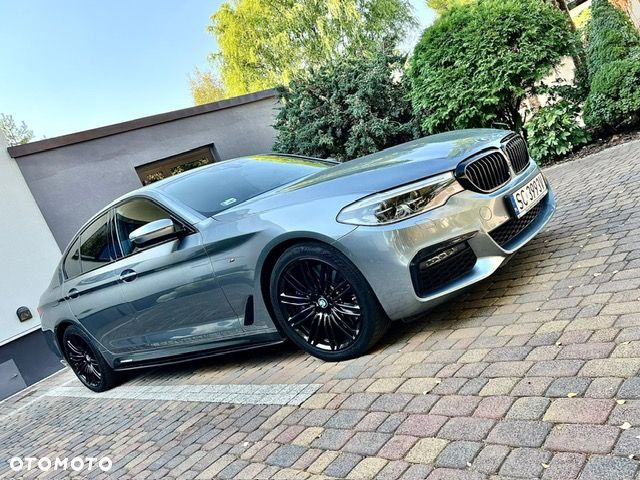 BMW Seria 5 540i GPF xDrive Sport - 2